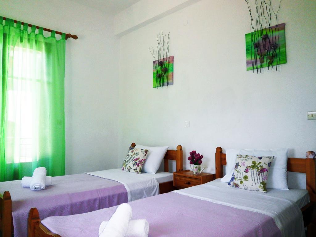 Paraskevi Apartments إيبسوس الغرفة الصورة