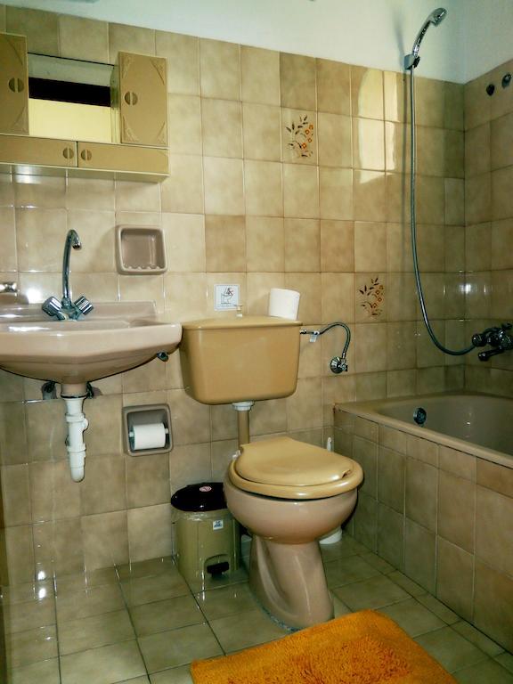 Paraskevi Apartments إيبسوس الغرفة الصورة